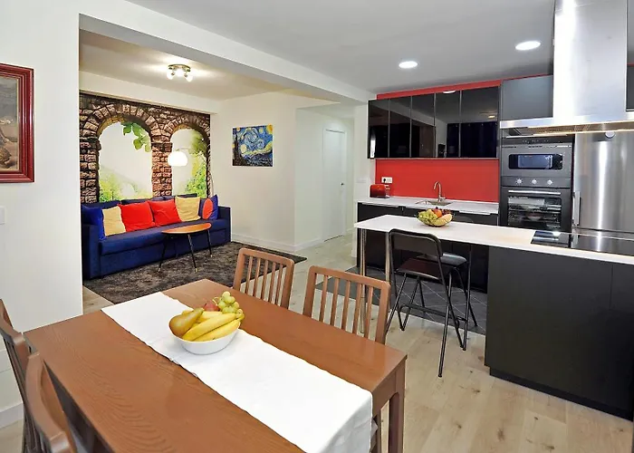 Megaleon Апартаменты Сеговия