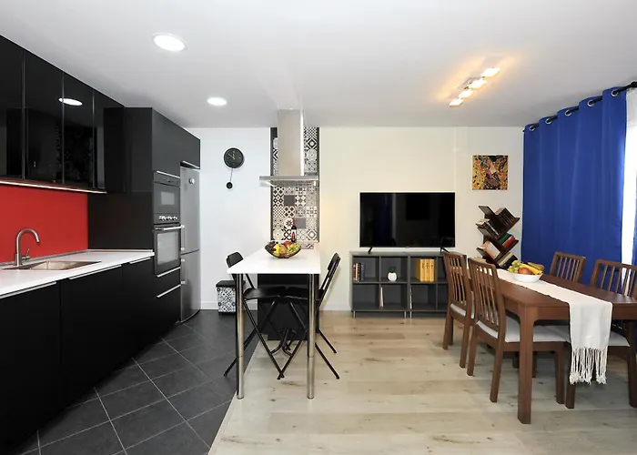 Megaleon Апартаменты *