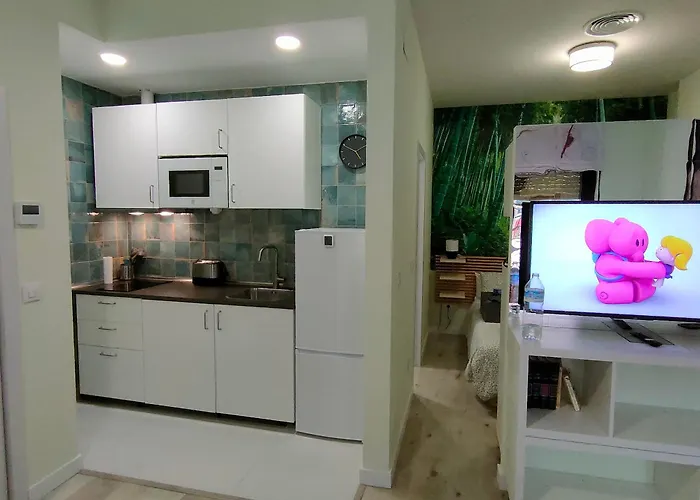 Megaleon Апартаменты *